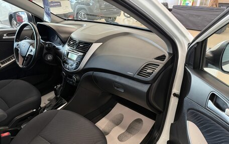 Hyundai Solaris II рестайлинг, 2016 год, 1 389 000 рублей, 12 фотография