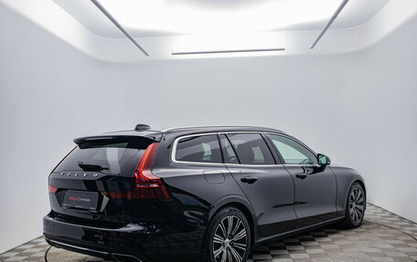Volvo V60 II, 2020 год, 2 470 000 рублей, 5 фотография