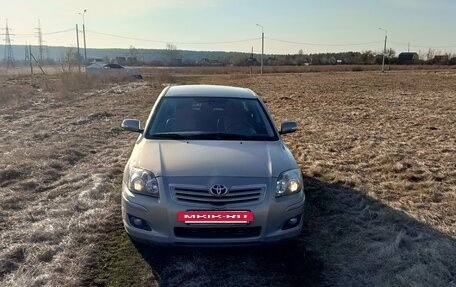 Toyota Avensis III рестайлинг, 2008 год, 630 000 рублей, 3 фотография