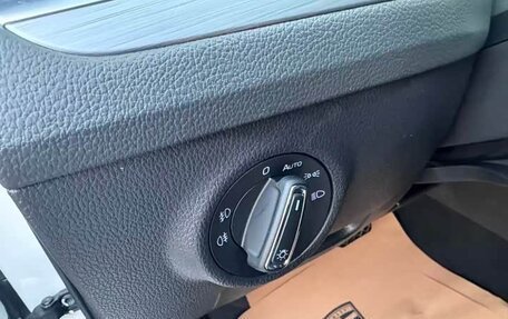 Skoda Superb III рестайлинг, 2022 год, 2 150 000 рублей, 10 фотография