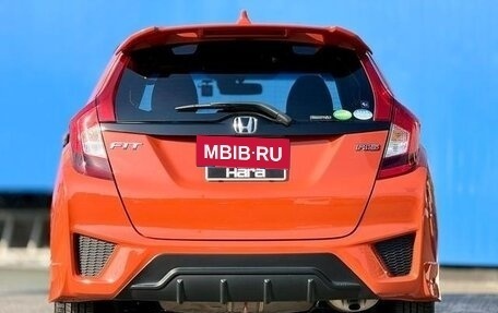 Honda Fit III, 2015 год, 990 000 рублей, 6 фотография
