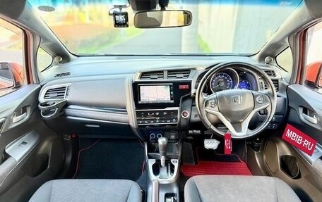 Honda Fit III, 2015 год, 990 000 рублей, 9 фотография