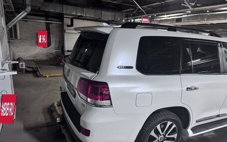 Toyota Land Cruiser 200, 2018 год, 6 400 000 рублей, 5 фотография