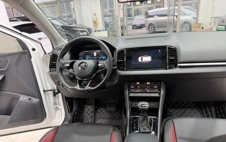 Skoda Karoq I, 2022 год, 2 003 000 рублей, 12 фотография