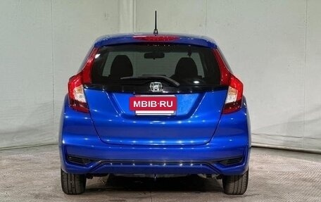 Honda Fit III, 2018 год, 930 000 рублей, 4 фотография
