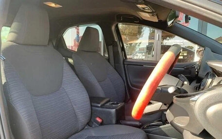 Toyota Yaris, 2022 год, 976 027 рублей, 10 фотография