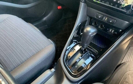 Toyota Yaris, 2022 год, 976 027 рублей, 18 фотография