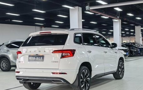 Skoda Karoq I, 2022 год, 2 166 000 рублей, 6 фотография