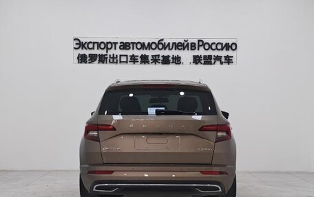 Skoda Karoq I, 2022 год, 2 212 000 рублей, 5 фотография