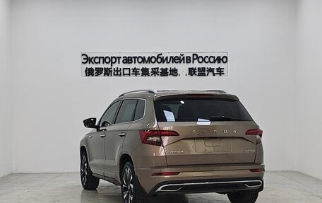 Skoda Karoq I, 2022 год, 2 212 000 рублей, 4 фотография