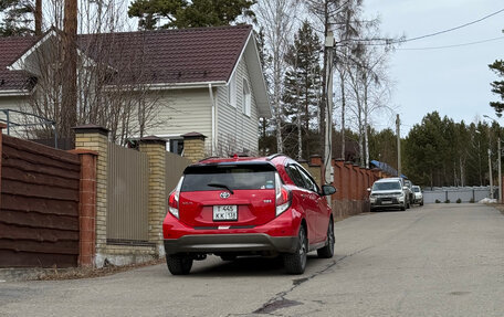 Toyota Aqua I, 2015 год, 1 300 000 рублей, 12 фотография