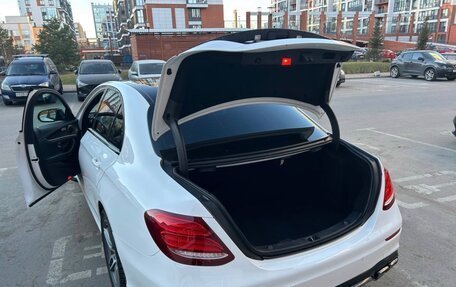 Mercedes-Benz E-Класс, 2018 год, 3 450 000 рублей, 7 фотография