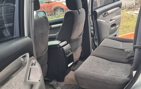 Toyota Land Cruiser Prado 120 рестайлинг, 2008 год, 2 550 000 рублей, 8 фотография