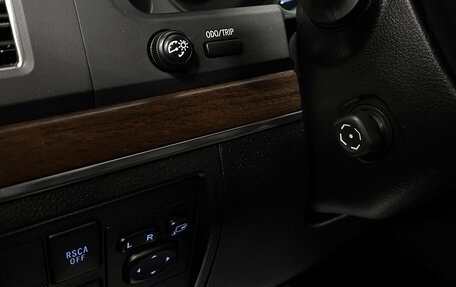 Toyota Land Cruiser 200, 2016 год, 6 400 000 рублей, 23 фотография