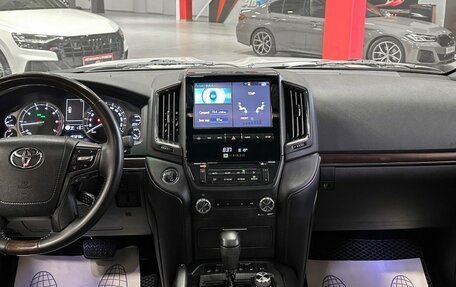 Toyota Land Cruiser 200, 2016 год, 6 400 000 рублей, 36 фотография