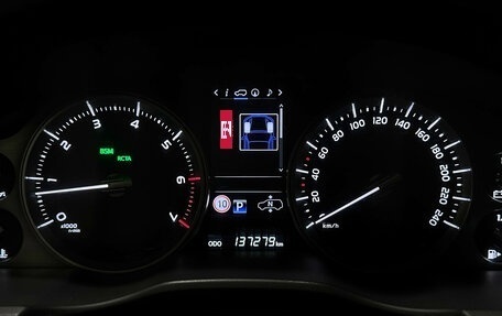 Toyota Land Cruiser 200, 2016 год, 6 400 000 рублей, 26 фотография