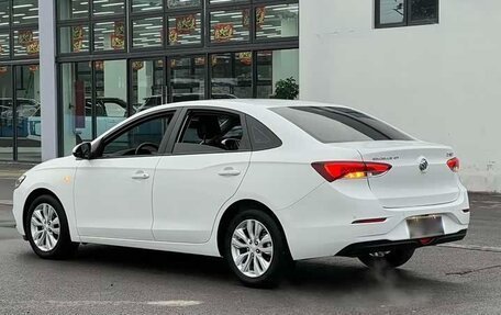 Buick Excelle III, 2022 год, 1 020 000 рублей, 5 фотография