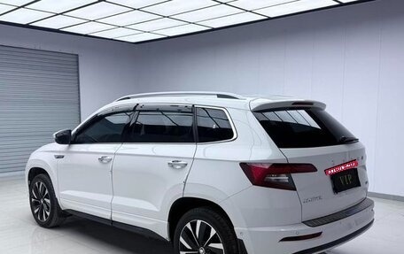 Skoda Karoq I, 2022 год, 2 154 000 рублей, 4 фотография