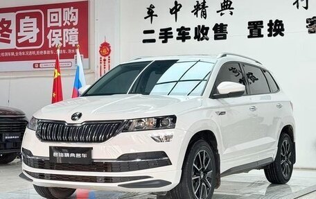 Skoda Karoq I, 2022 год, 1 910 000 рублей, 3 фотография