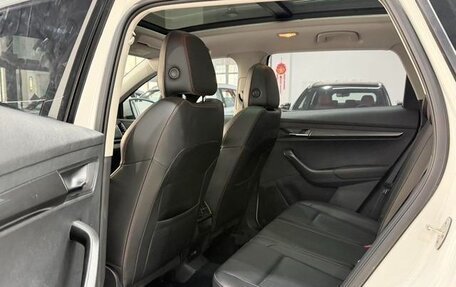 Skoda Karoq I, 2022 год, 1 910 000 рублей, 8 фотография