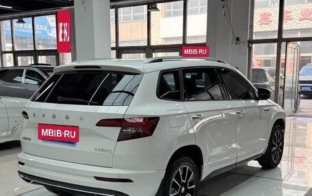 Skoda Karoq I, 2022 год, 1 910 000 рублей, 6 фотография