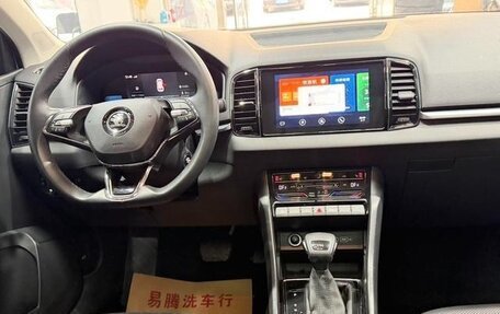 Skoda Karoq I, 2022 год, 1 910 000 рублей, 11 фотография