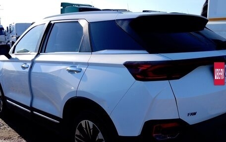 FAW Bestune T77, 2023 год, 1 450 000 рублей, 3 фотография