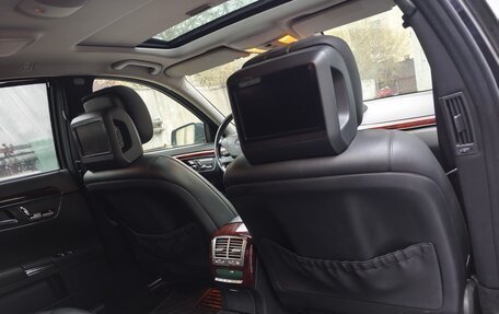 Mercedes-Benz S-Класс, 2010 год, 2 100 000 рублей, 9 фотография