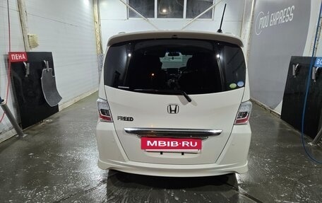 Honda Freed I, 2012 год, 1 160 000 рублей, 7 фотография