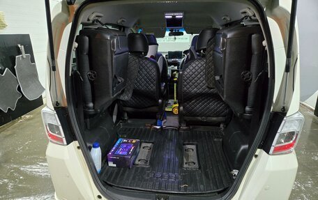 Honda Freed I, 2012 год, 1 160 000 рублей, 14 фотография