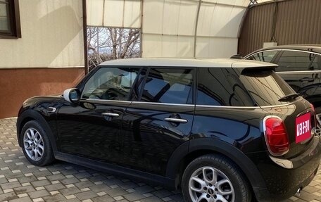MINI Hatch, 2020 год, 2 600 000 рублей, 2 фотография