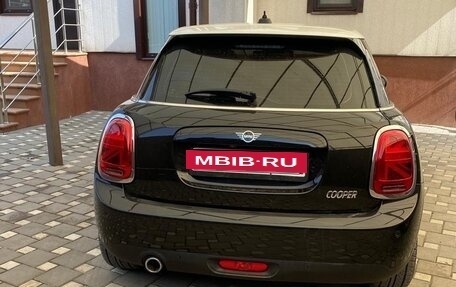 MINI Hatch, 2020 год, 2 600 000 рублей, 4 фотография