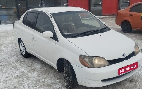 Toyota Platz, 2000 год, 400 000 рублей, 1 фотография