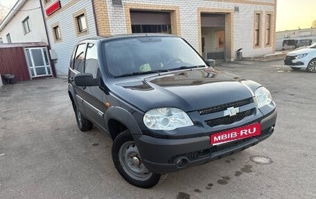 Chevrolet Niva I рестайлинг, 2010 год, 285 000 рублей, 1 фотография