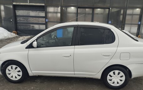 Toyota Platz, 2000 год, 400 000 рублей, 8 фотография