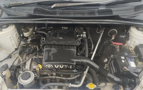 Toyota Platz, 2000 год, 400 000 рублей, 22 фотография