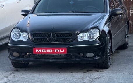 Mercedes-Benz C-Класс, 2005 год, 990 000 рублей, 10 фотография
