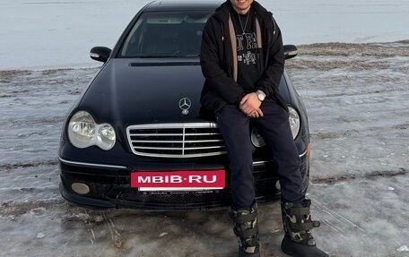 Mercedes-Benz C-Класс, 2005 год, 990 000 рублей, 11 фотография