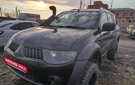 Mitsubishi Pajero Sport II рестайлинг, 2012 год, 2 200 000 рублей, 2 фотография