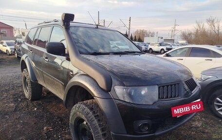 Mitsubishi Pajero Sport II рестайлинг, 2012 год, 2 200 000 рублей, 3 фотография