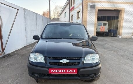 Chevrolet Niva I рестайлинг, 2010 год, 285 000 рублей, 4 фотография