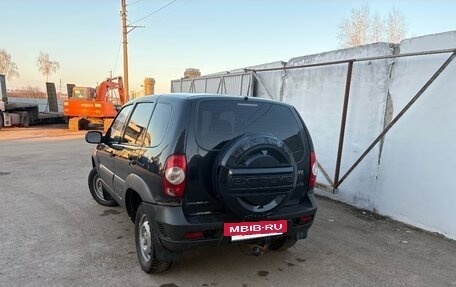 Chevrolet Niva I рестайлинг, 2010 год, 285 000 рублей, 7 фотография