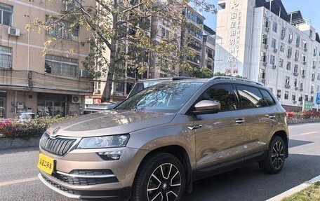 Skoda Karoq I, 2022 год, 1 811 000 рублей, 3 фотография