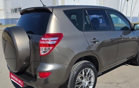 Toyota RAV4, 2011 год, 1 590 000 рублей, 12 фотография