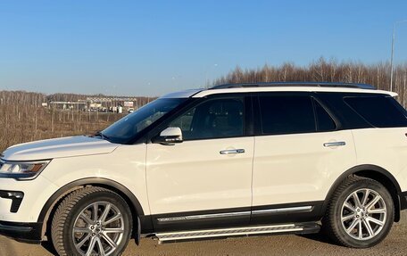 Ford Explorer VI, 2018 год, 4 200 000 рублей, 2 фотография
