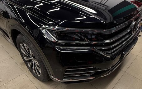 Volkswagen Touareg III, 2019 год, 4 500 000 рублей, 7 фотография