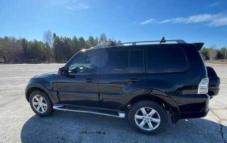 Mitsubishi Pajero IV, 2006 год, 1 290 000 рублей, 1 фотография