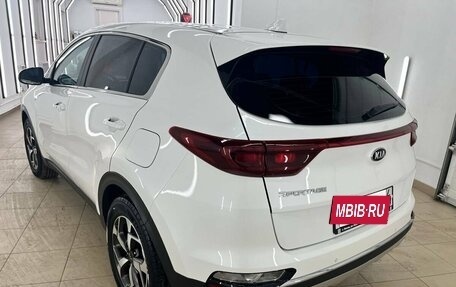 KIA Sportage IV рестайлинг, 2021 год, 2 297 000 рублей, 5 фотография