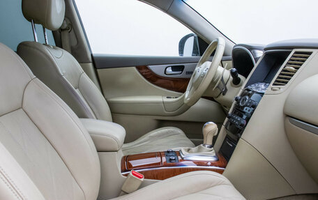 Infiniti QX70, 2013 год, 2 080 000 рублей, 9 фотография