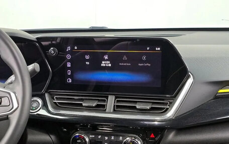 Chevrolet Trax, 2023 год, 1 568 000 рублей, 12 фотография